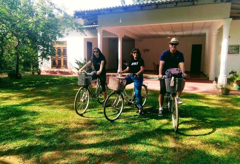 膳宿费 Siyapath Holiday Resort