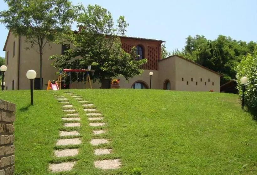 Hotelli Agriturismo Il Prato