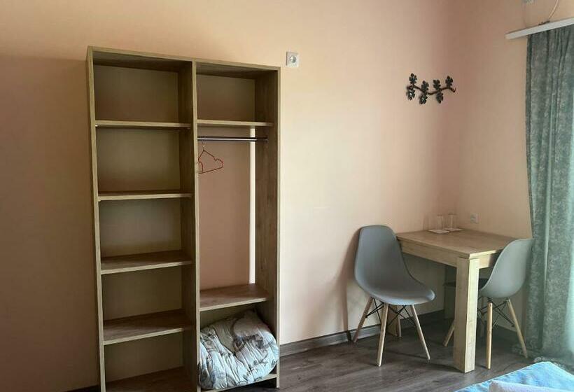 پانسیون Areni Wine Cellar