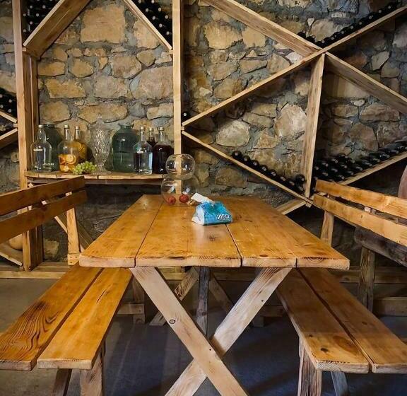 پانسیون Areni Wine Cellar