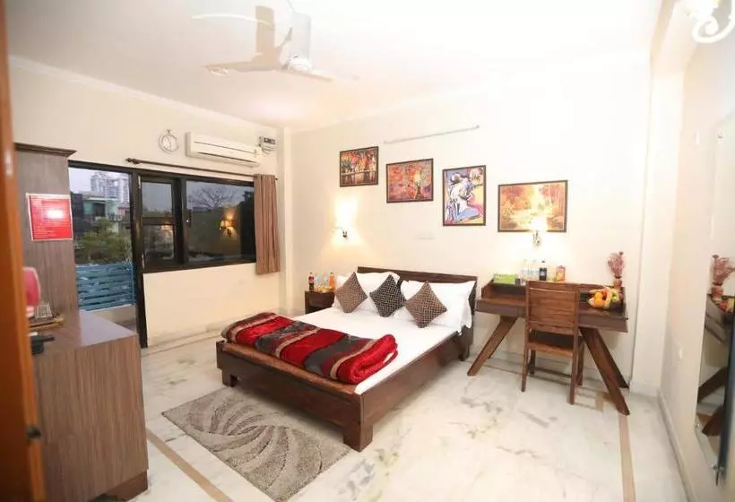 Majatalo House Of Comfort Greater Noida