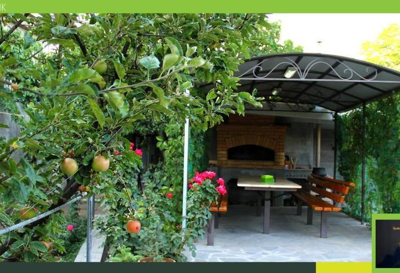 پانسیون Guest House Hasmik