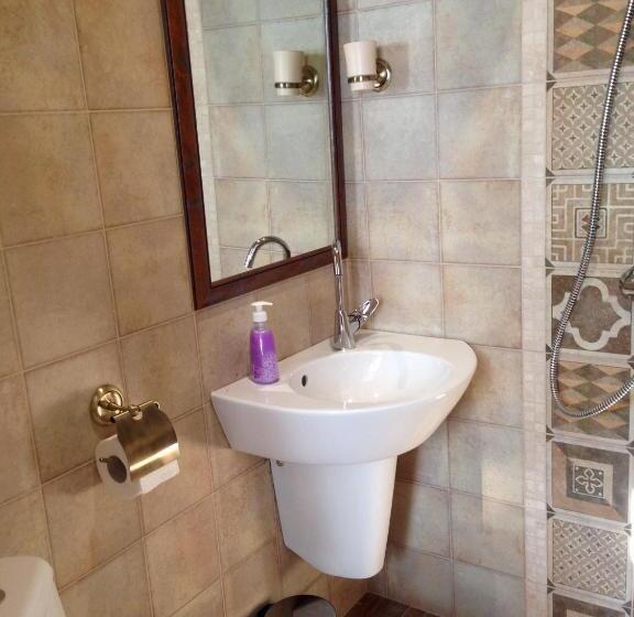 پانسیون Guest Rooms Maria Luiza