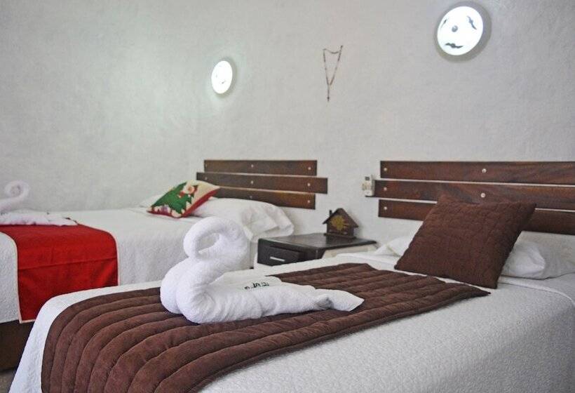 پانسیون Hostal Cann's House