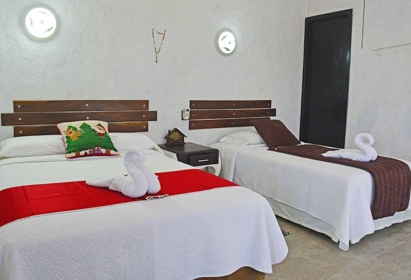 پانسیون Hostal Cann's House