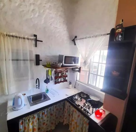Majatalo Hostal Cann's House