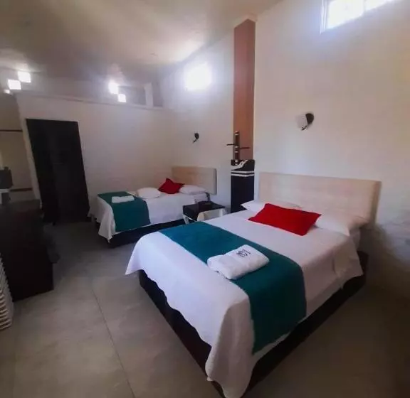 Majatalo Hostal Cann's House