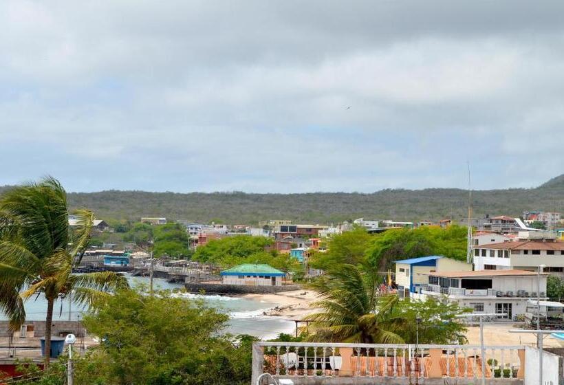 פנסיון Hostal Cattleya