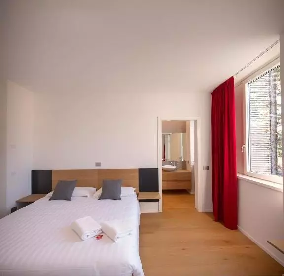 پانسیون La Villa   Luxury Guest House