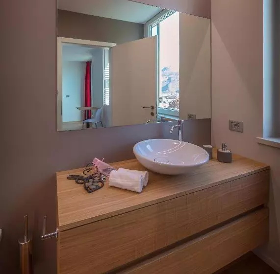 پانسیون La Villa   Luxury Guest House