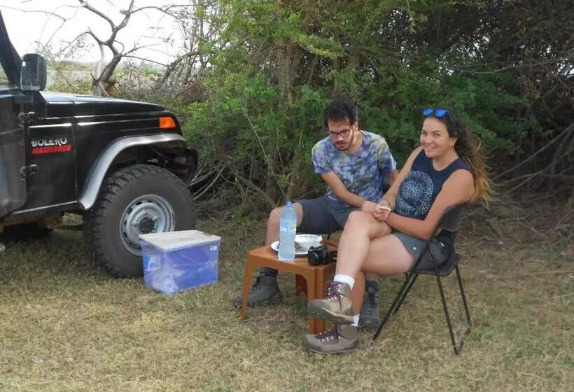 Majatalo Splendid Lake View Safari Lodge