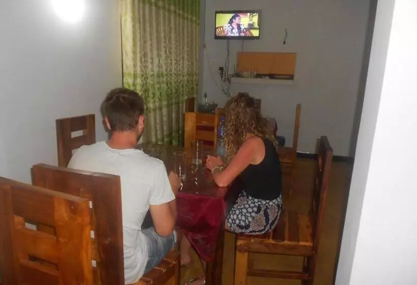 Majatalo Splendid Lake View Safari Lodge