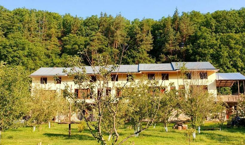 Restland Dilijan Family