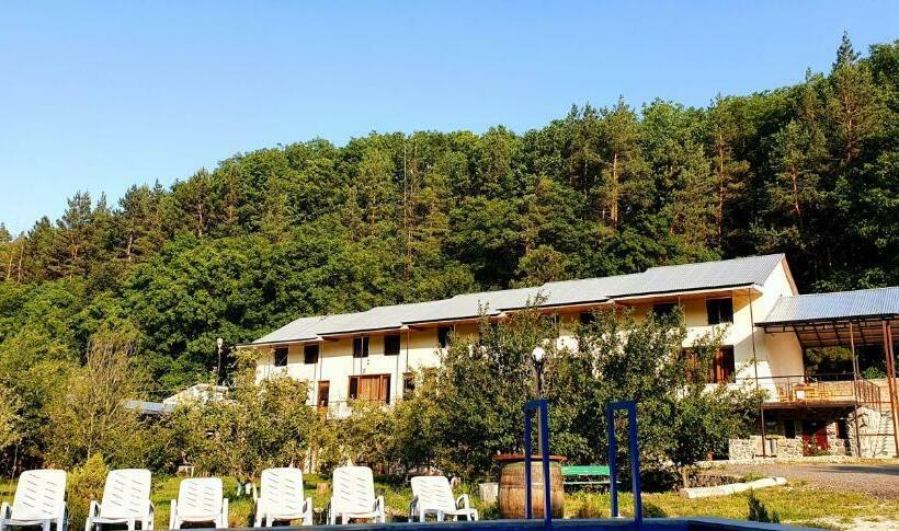 Restland Dilijan Family