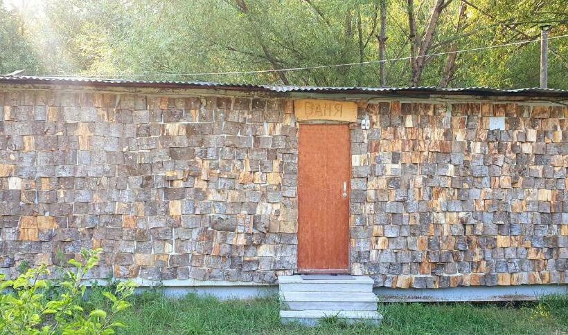 Restland Dilijan Family