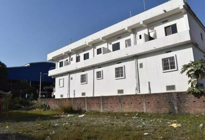 Retkeilymaja Gaurav Guest House