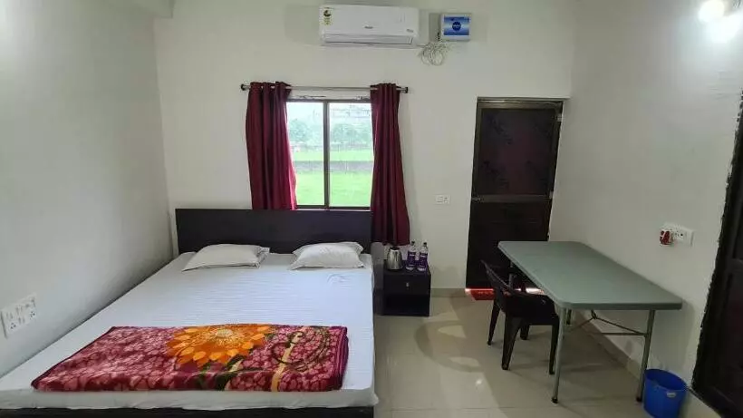 Retkeilymaja Gaurav Guest House
