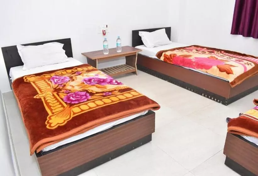Retkeilymaja Gaurav Guest House