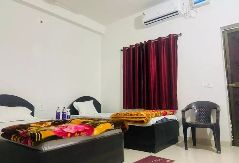 Retkeilymaja Gaurav Guest House