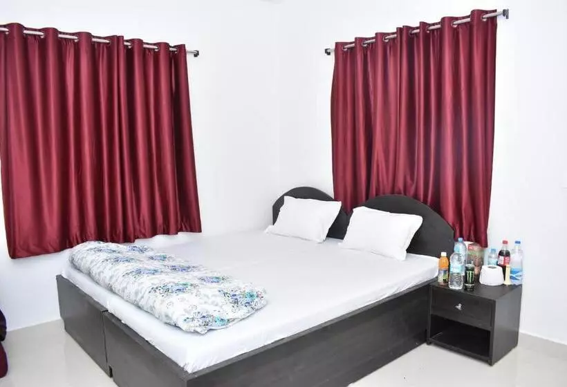 Retkeilymaja Gaurav Guest House