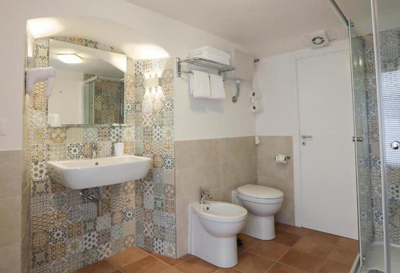 פנסיון Antico Borgo