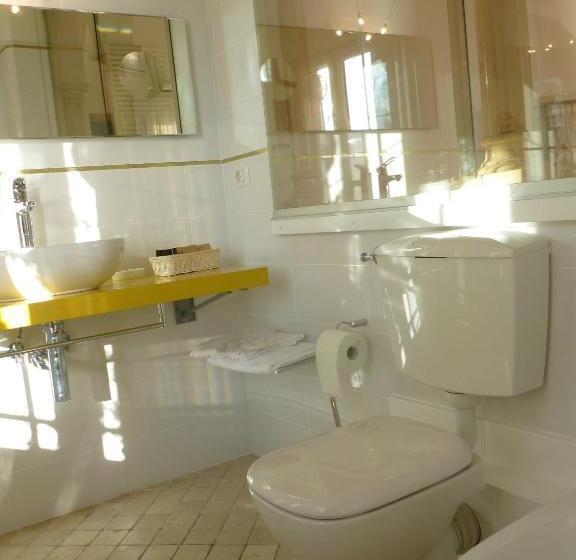 بنسيون Camere Nicolina