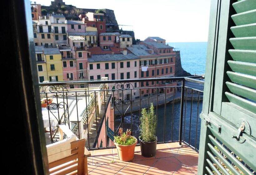 بنسيون Camere Nicolina