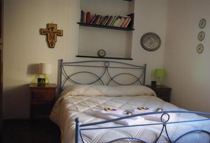 بنسيون Camere Nicolina