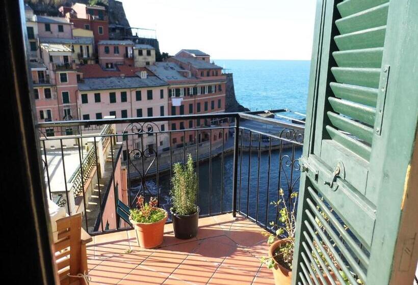 بنسيون Camere Nicolina