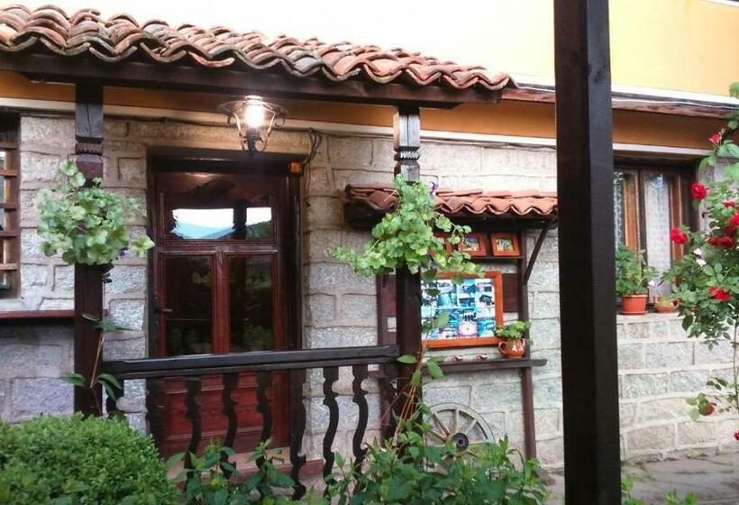 פנסיון Dona Guest House Horse Riding