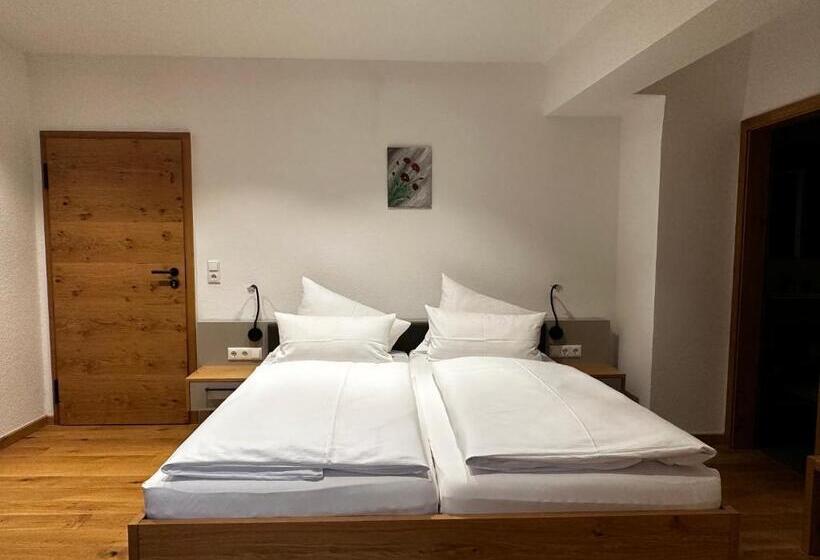 Пансион Gasthof Goldene Krone