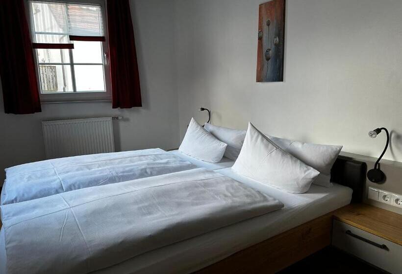 Пансион Gasthof Goldene Krone