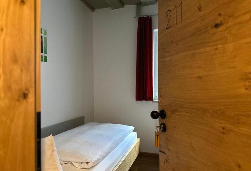 Пансион Gasthof Goldene Krone