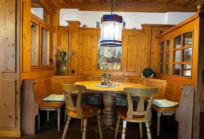 ペンション Gasthof Goldene Krone