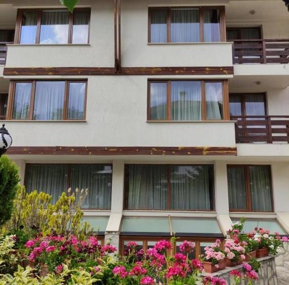 پانسیون Guest House Ela