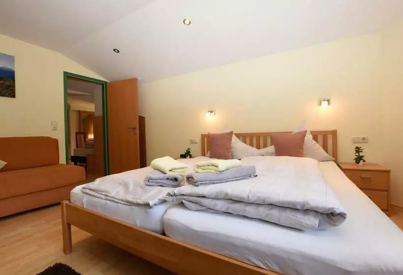 Majatalo Jennys Huamatl