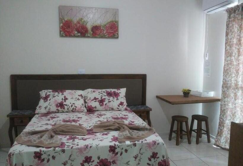 پانسیون Pousada Pingo D água