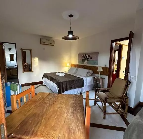 ペンション Pousada Villa Nina