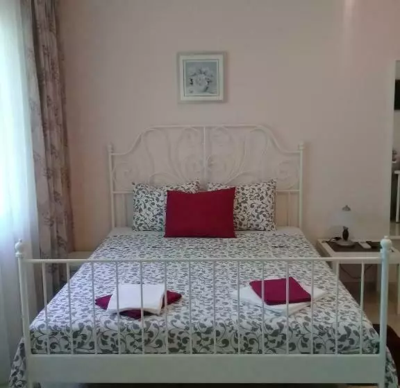 Majatalo Sandanski Peak Guest Rooms