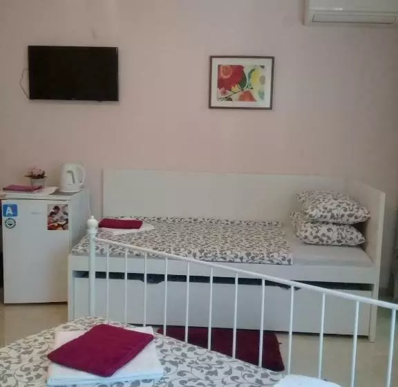 Majatalo Sandanski Peak Guest Rooms