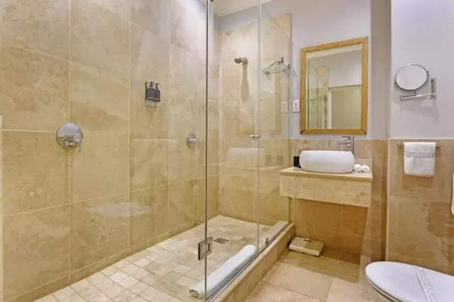 Majatalo Vetho House