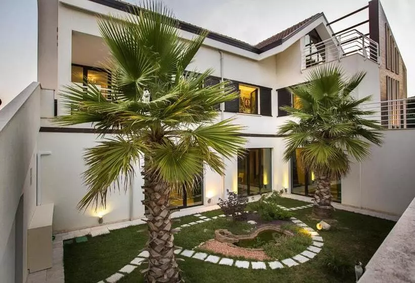 پانسیون Villa Belohorizonte