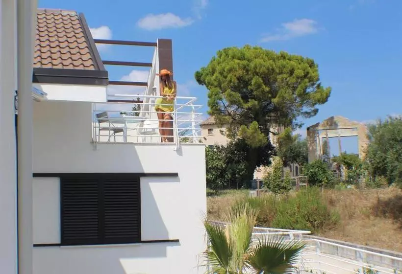 پانسیون Villa Belohorizonte