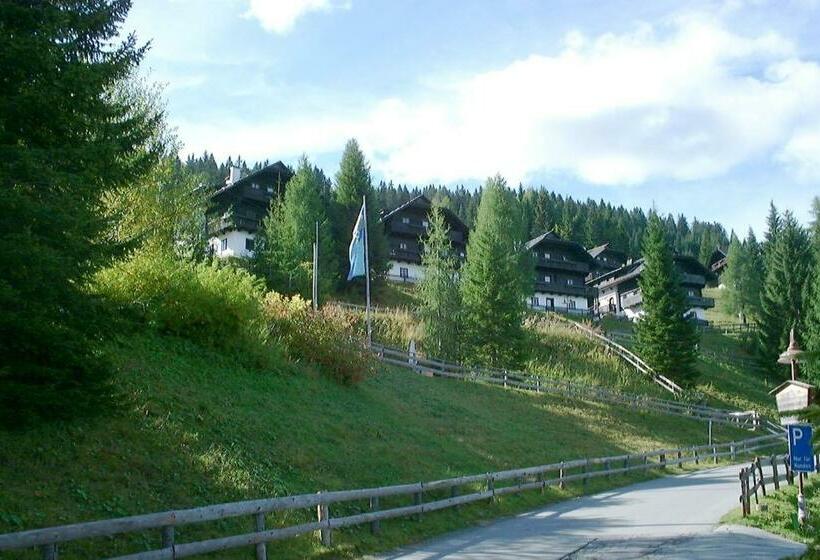 Alpenhäuser Marcius