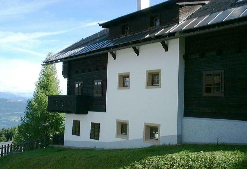 Alpenhäuser Marcius