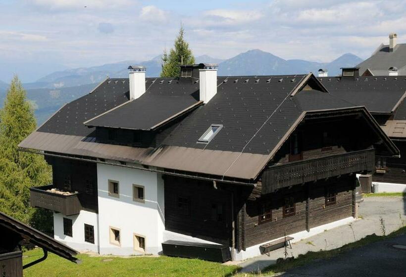 Alpenhäuser Marcius