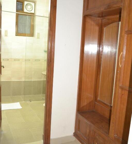 Bed and Breakfast Raj Cottage Ganga Vatika