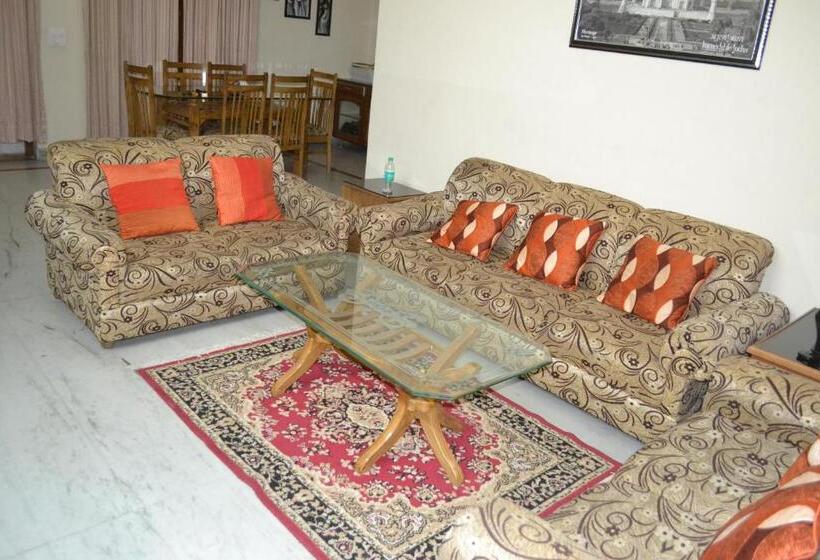 Bed and Breakfast Raj Cottage Ganga Vatika