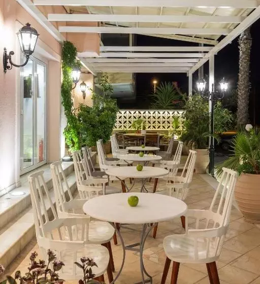 Eliza Hotel By Panel Hospitality   Formerly Evdion