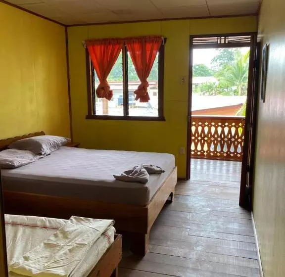 Hotelli Cabinas Popular